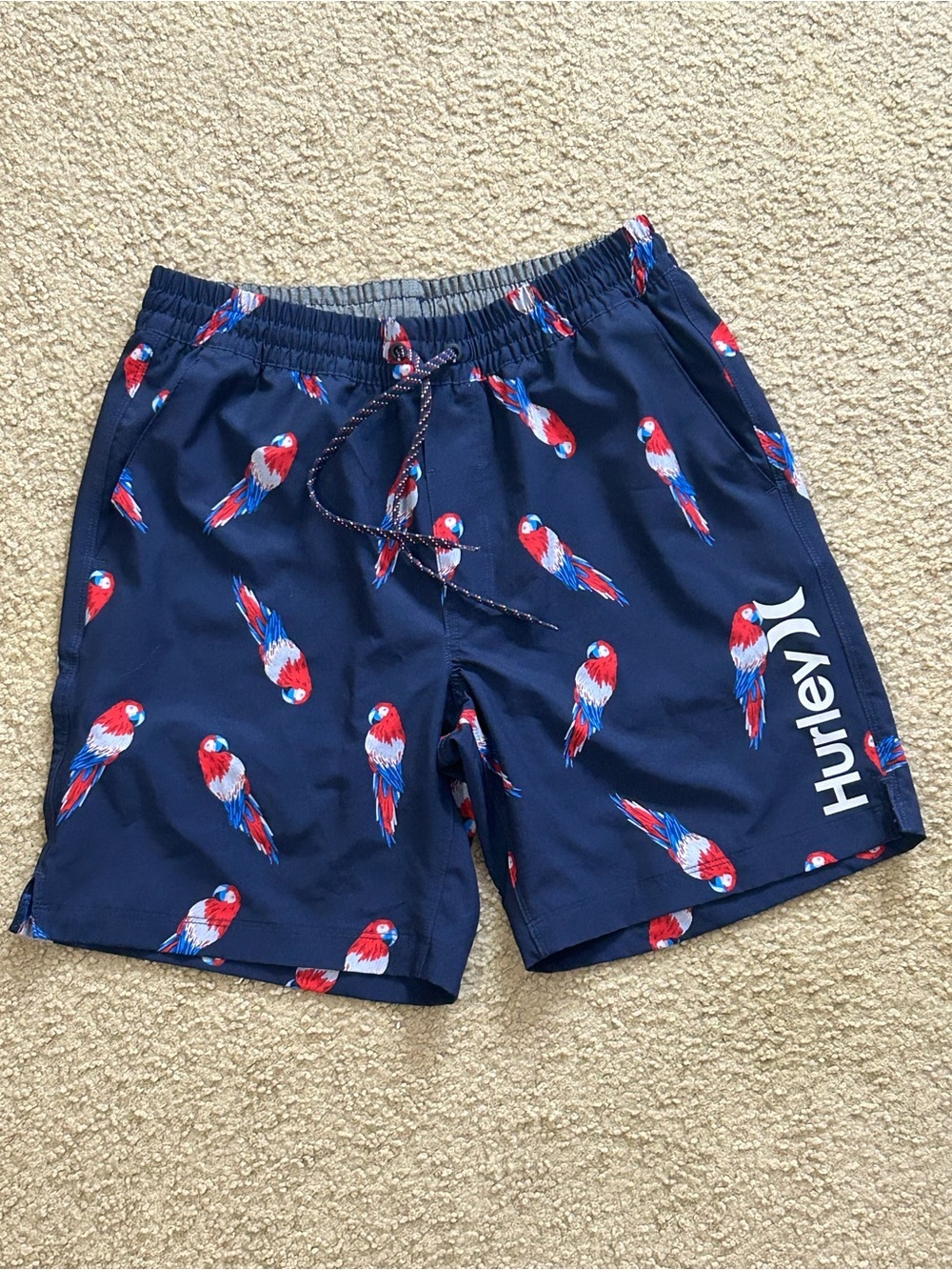 Hurley Shorts Mens M Hybrid Volley Swim Trunk Pockets Lined Stretch Parrot NWOT